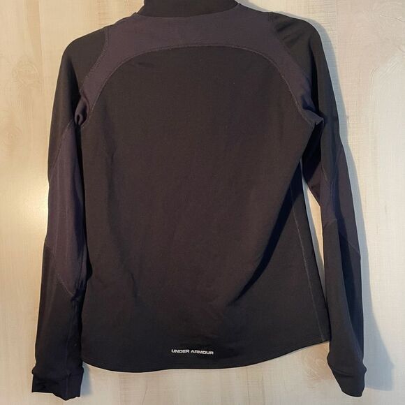 Under Armour black long sleeve top zipper pocket at wrist , size medium‎ - Picture 9 of 13